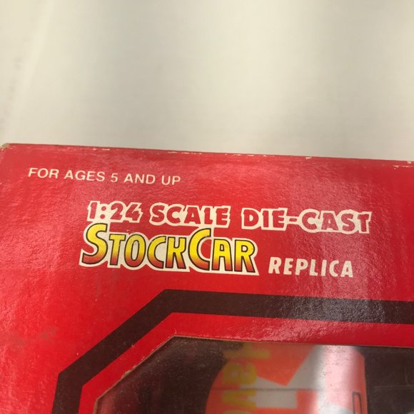 Racing Champions 1993 Davey Allison #28 Stock Car 1:24 Scale Die Cast New - Picture 4 of 12